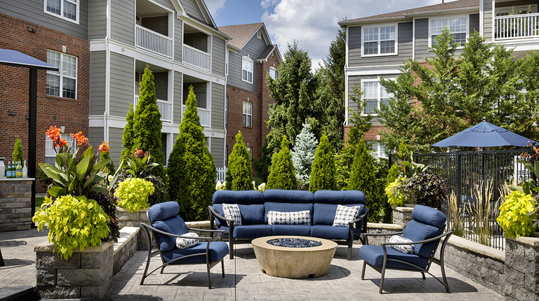 Outdoor Fire Pit with Lounge Seating